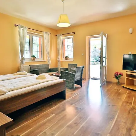 Bezměrovský Dvůr Hotel 3*