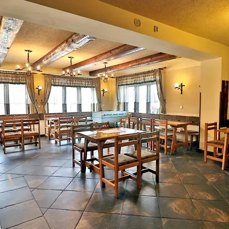 酒店 Bezmerovsky Dvur 克罗梅日什