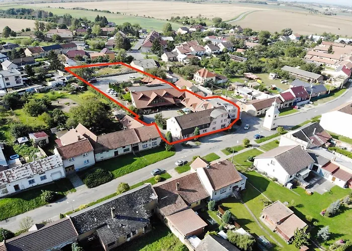 فندق Bezmerovsky Dvur Kroměříž
