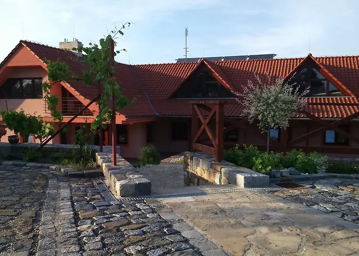 Bezmerovsky Dvur Kroměříž