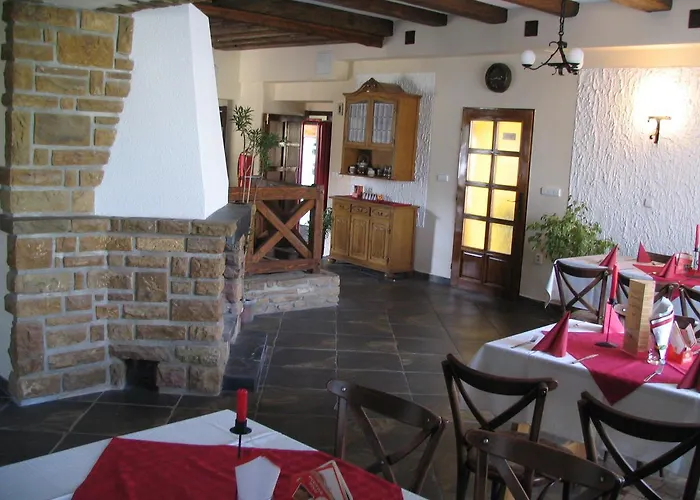 Hotell Bezmerovsky Dvur Kroměříž