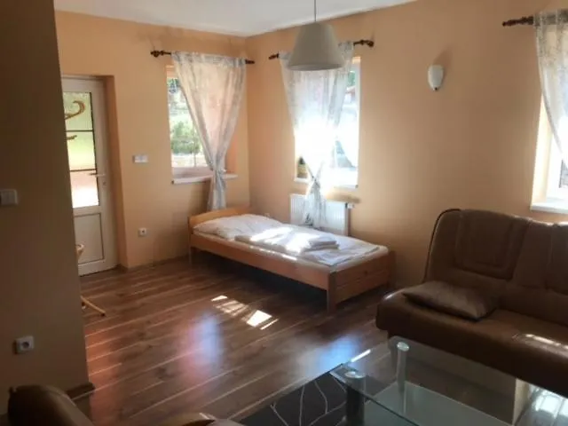 Bezmerovsky Dvur Hotell Kroměříž